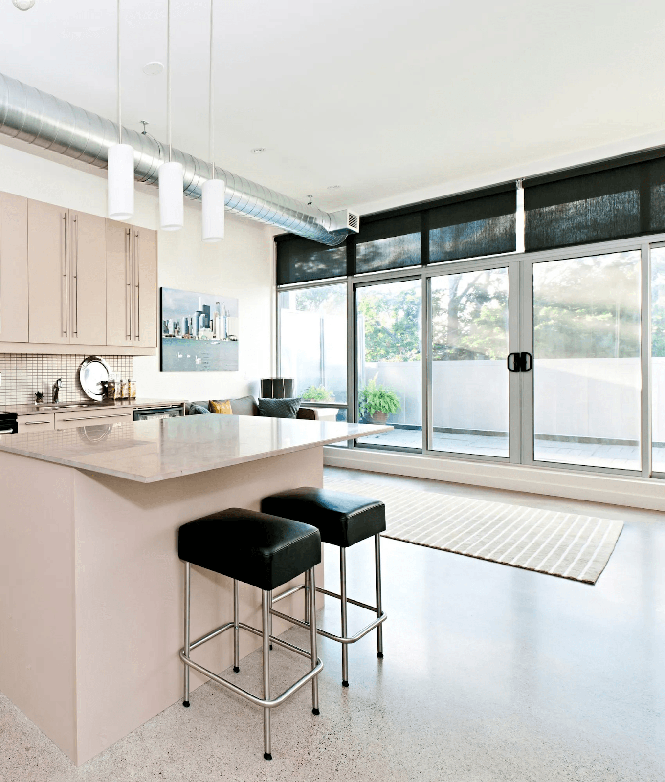 What Are Motorised Roller Blinds